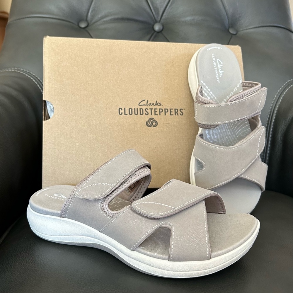 Clarks Cloudsteppers Neutral Taupe Sandals